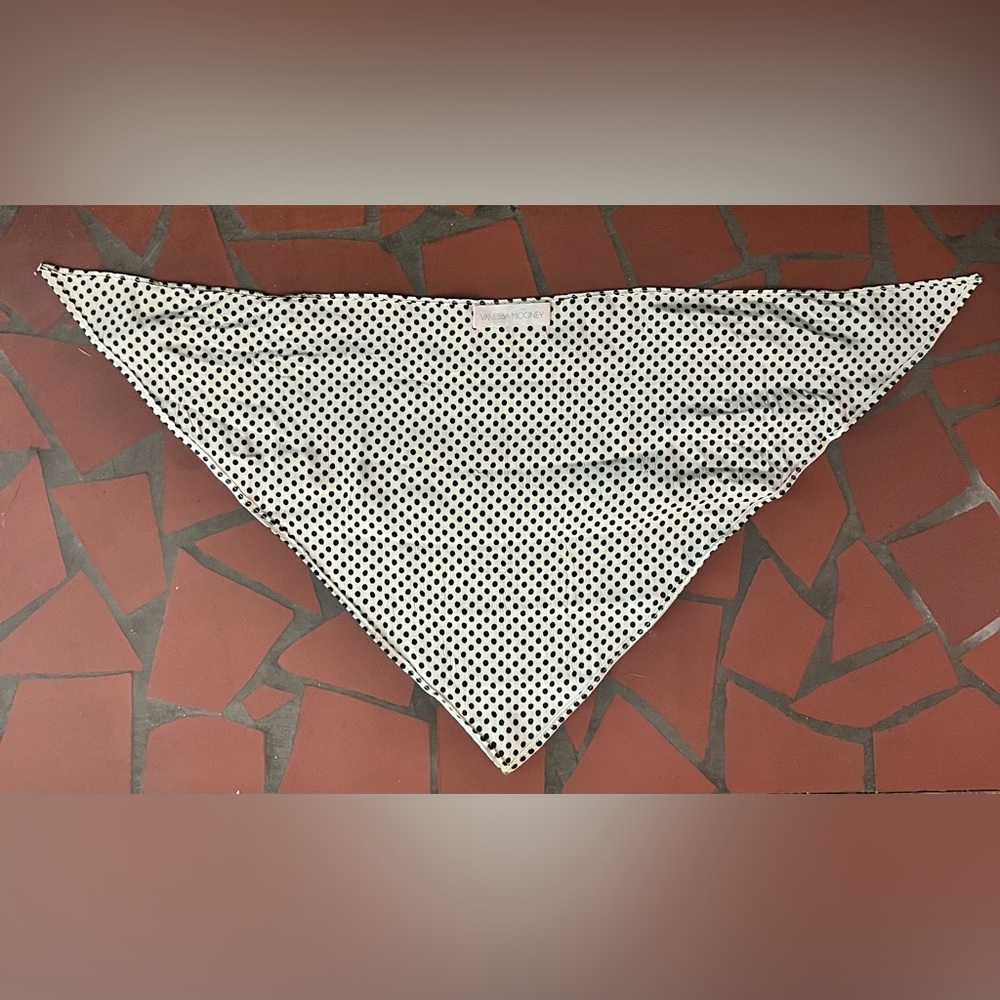 vanessa mooney bandana